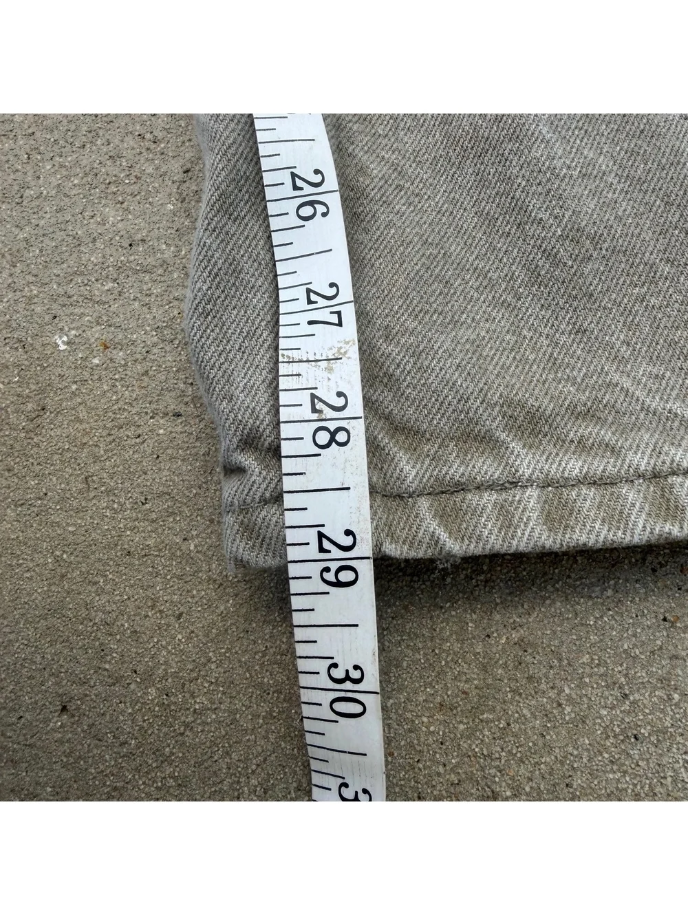 Vintage Levi's 550 Jeans Men 31x30 Relaxed Fit Gray Denim Casual Made in U.S.A
